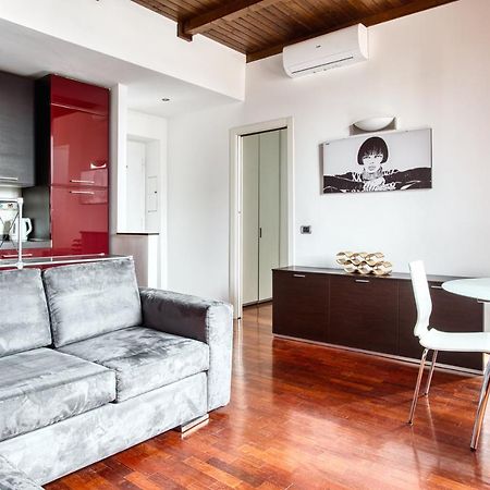 Joivy Charming Apartment In The Heart Of Isola District Milán Exteriér fotografie